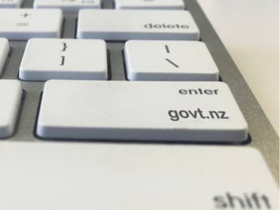 How to design services for government; a way to do things better